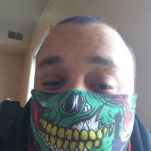 Meet your Posher, Adrien